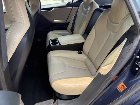 2015 Tesla Model S P85D