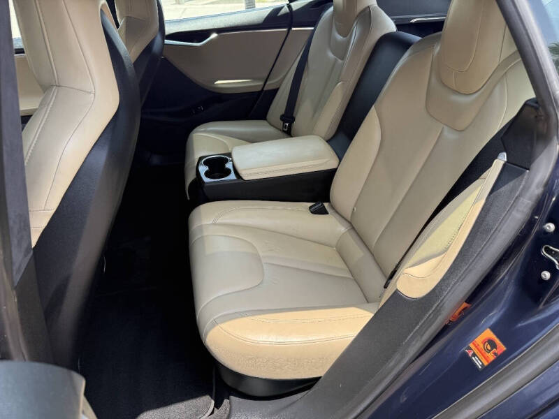 2015 Tesla Model S P85D