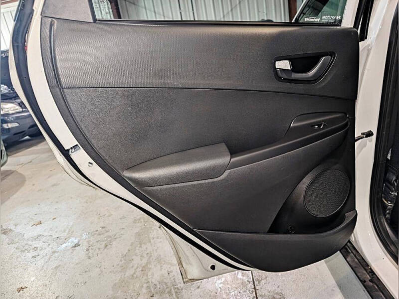 2021 Hyundai Kona SEL Plus