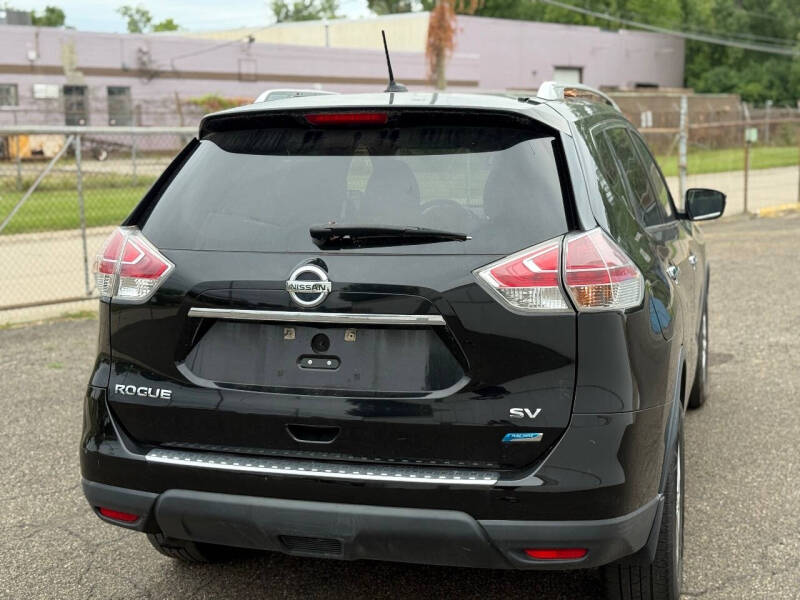 2015 Nissan Rogue SV