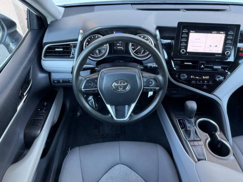 2022 Toyota Camry LE