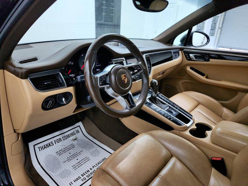 2016 Porsche Macan S