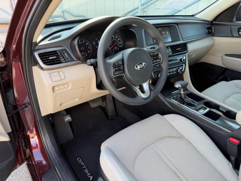 2018 Kia Optima LX