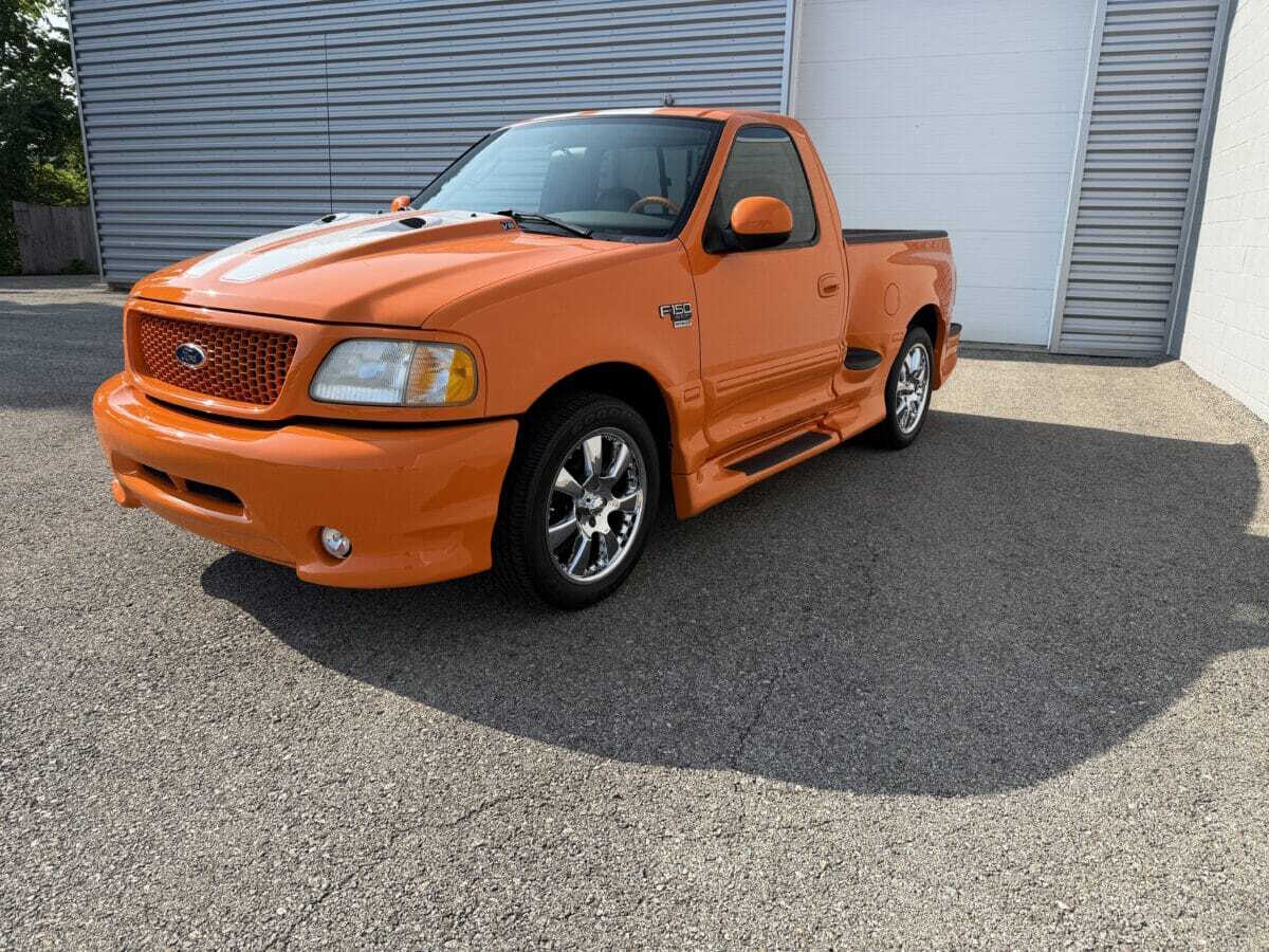 2003 Ford F-150 89