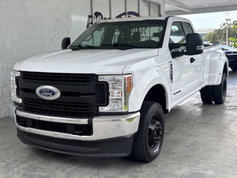 Used 2018 Ford F-350 Super Duty XL with VIN 1FT8X3DT9JEB65179 for sale in Tampa, FL