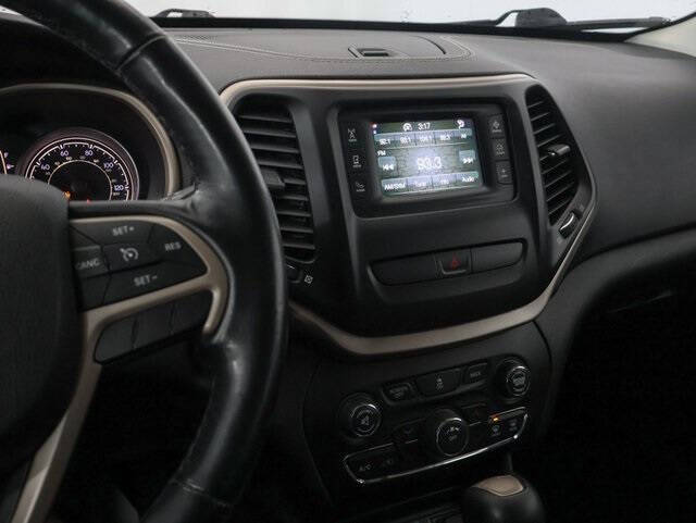 2015 Jeep Cherokee Sport