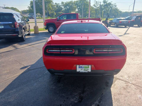 2015 Dodge Challenger SXT Plus