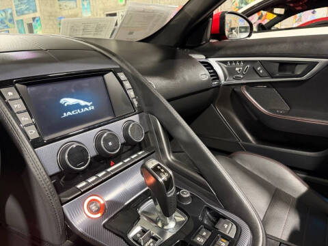 2018 Jaguar F-TYPE R-Dynamic