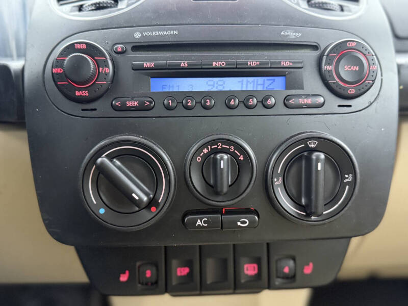 2007 Volkswagen New Beetle 2.5