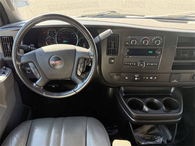 2023 GMC Savana 2500