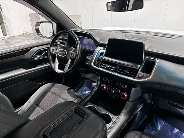 2022 GMC Yukon XL SLE