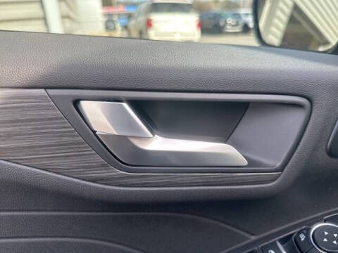 2026 Ford Escape Platinum