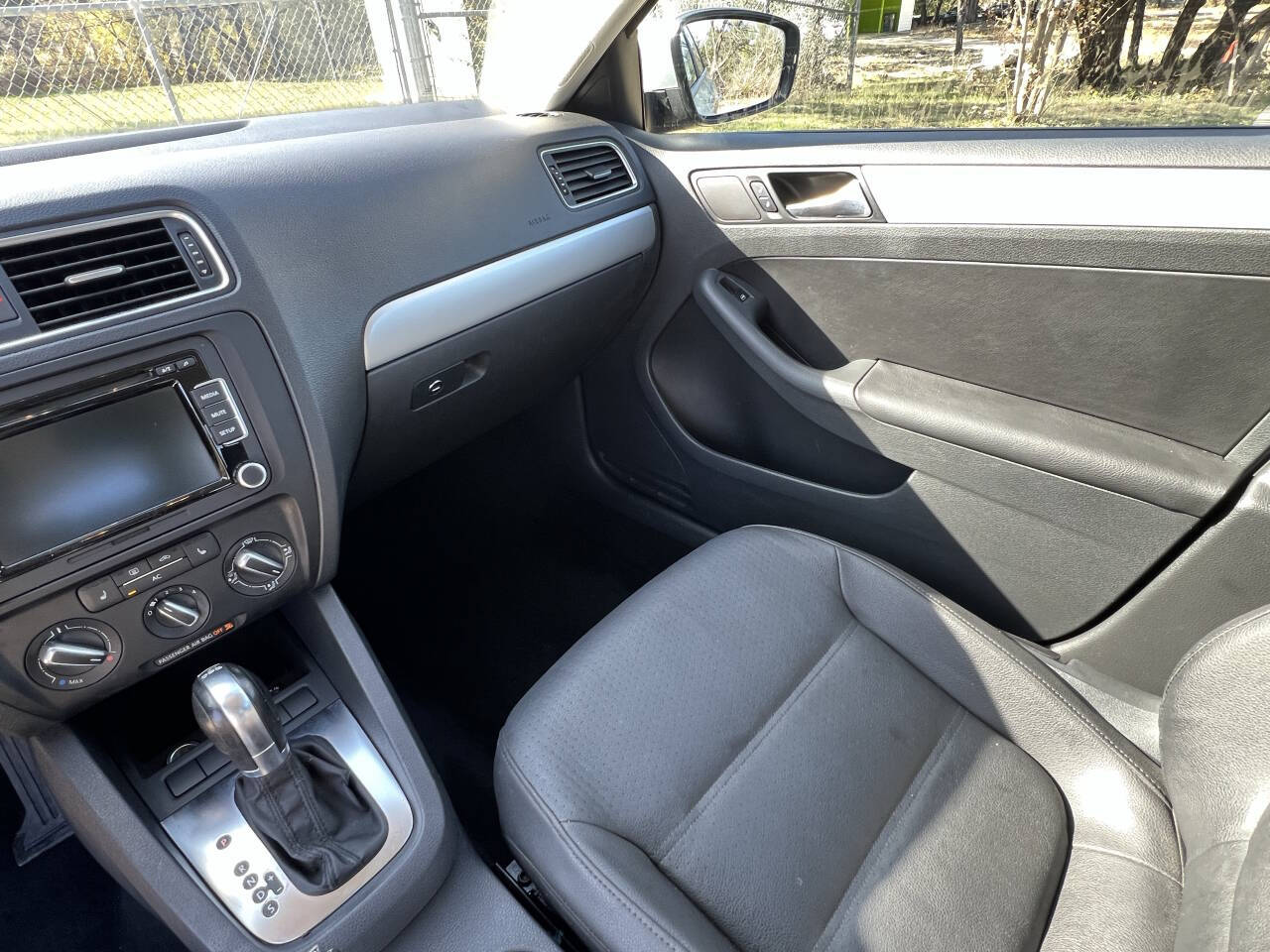 Used Car 2011 Volkswagen Jetta  Tdi 4dr Sedan 6a For Sale Under $10,000 In Austin, Texas