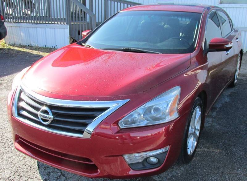 2013 Nissan Altima for sale at Express Auto Sales in Lexington KY