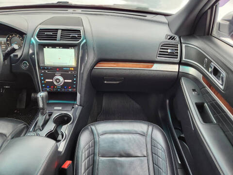 2017 Ford Explorer Platinum