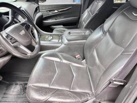 2016 Cadillac Escalade Platinum
