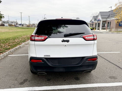 2016 Jeep Cherokee Latitude Altitude