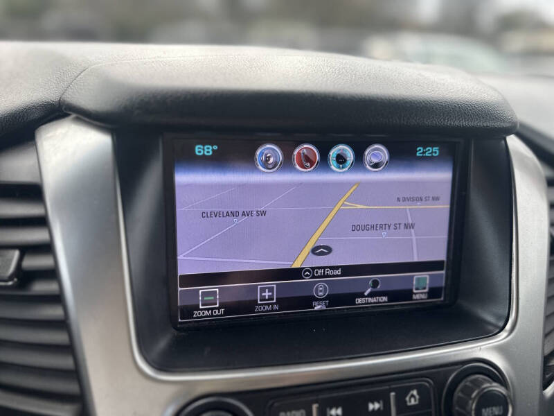 2017 Chevrolet Suburban LT