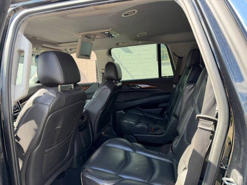 2020 Cadillac Escalade Luxury