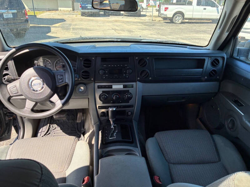 2007 Jeep Commander Sport