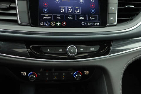 2024 Buick Enclave Essence