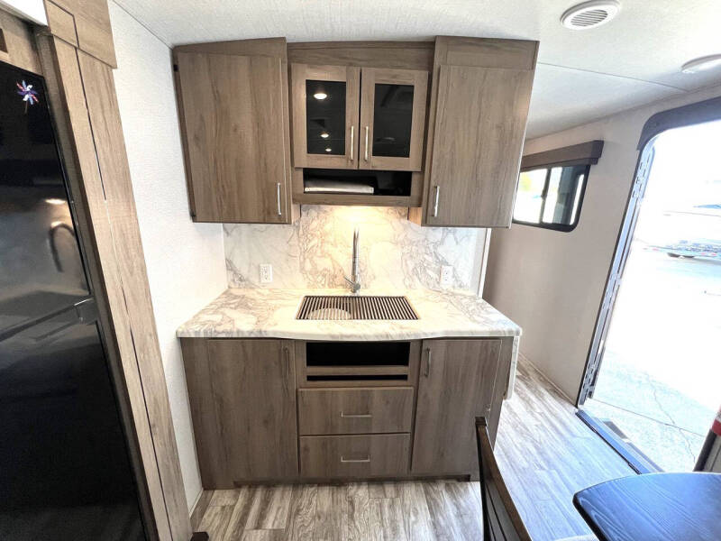 2022 Grand Design RV Imagine