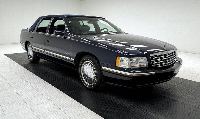 1997 Cadillac DeVille D'elegance