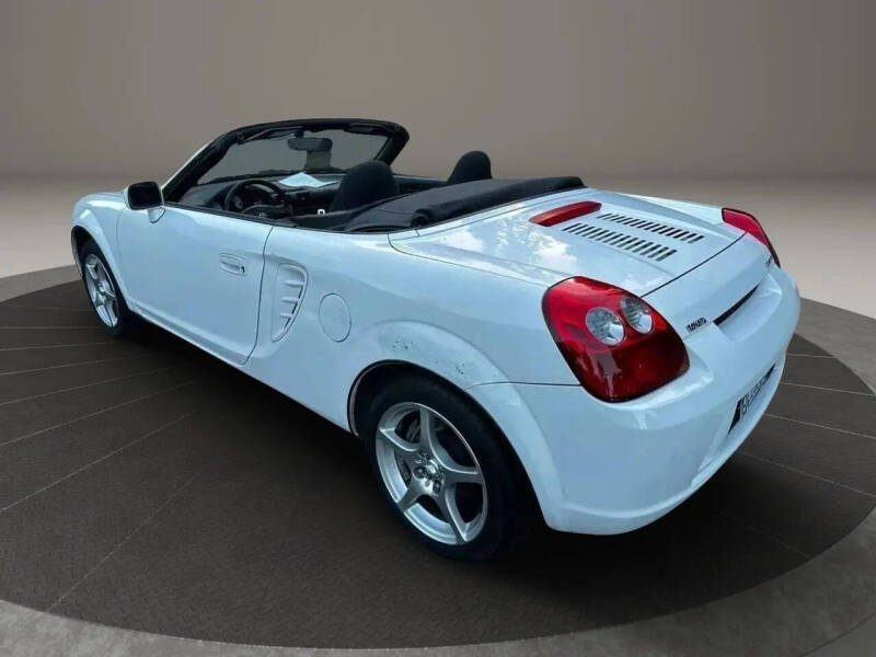2005 Toyota MR2 Spyder