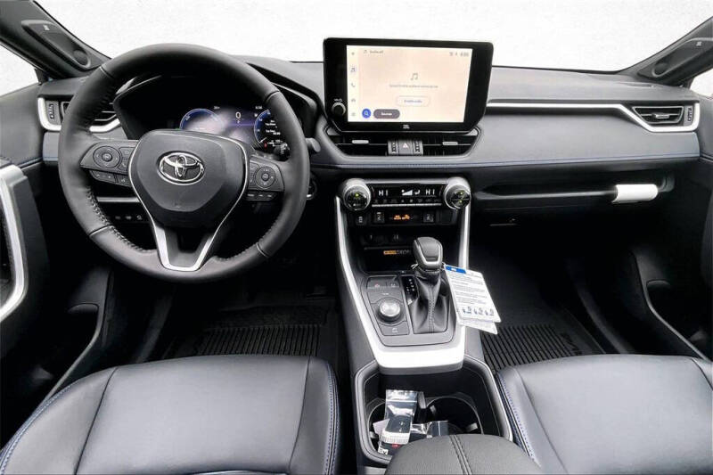 2025 Toyota RAV4 Hybrid XSE