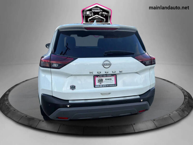 2023 Nissan Rogue SV