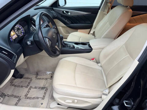 2015 Infiniti Q50 Premium