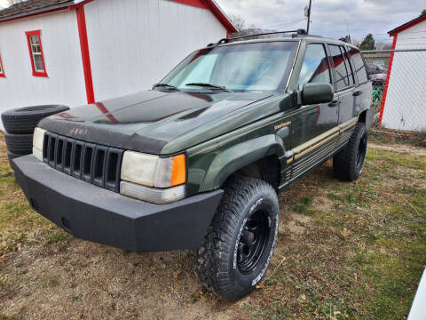 1995 Jeep Grand Cherokee for sale at AUTO BROKER CENTER in Lolo MT