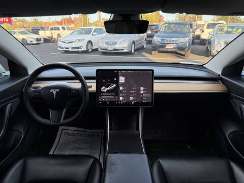 2020 Tesla Model 3 Long Range