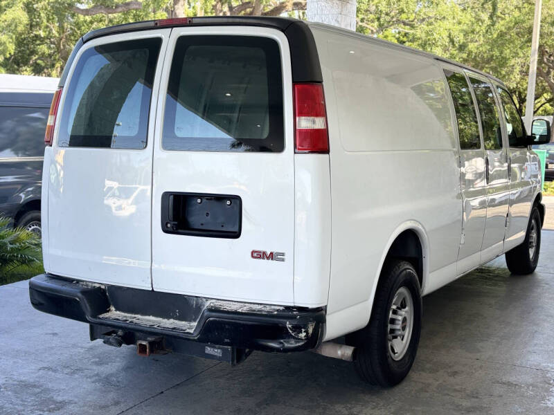 2019 GMC Savana 2500