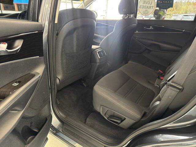 2020 Kia Sorento S V6