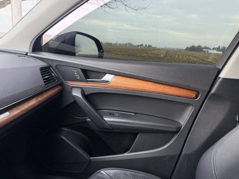 2021 Audi Q5 quattro Premium Plus 45 TFSI