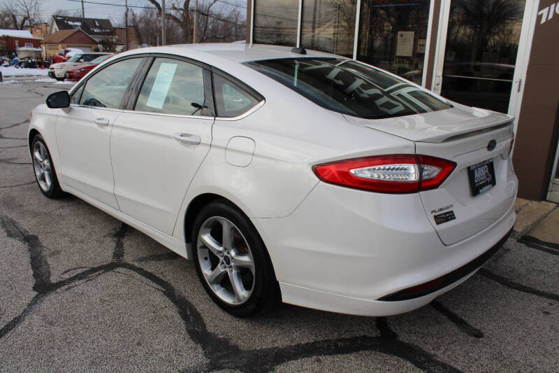 2015 Ford Fusion SE