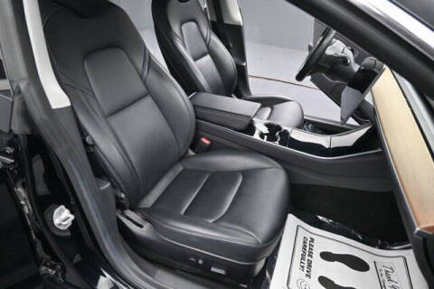 2019 Tesla Model 3 Mid Range