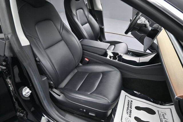 2019 Tesla Model 3 Mid Range