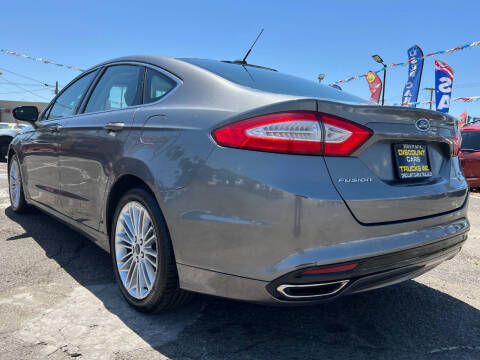 2014 Ford Fusion SE