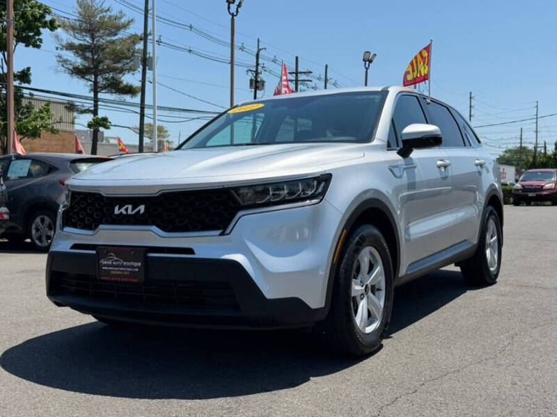 2022 Kia Sorento LX