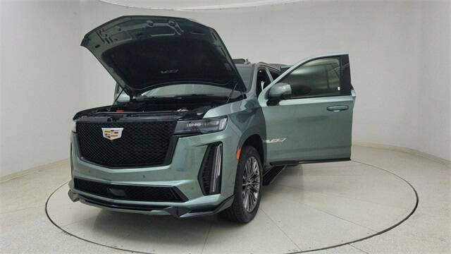 2023 Cadillac Escalade-V