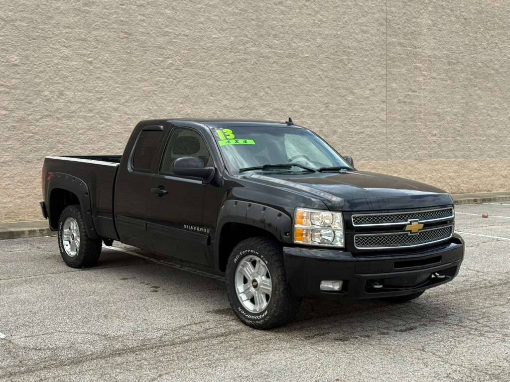 2013 Chevrolet Silverado 1500 LT 4X4 Extended Cab MWB's photo