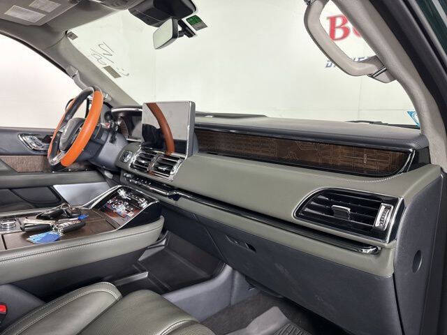 2024 Lincoln Navigator L Black Label