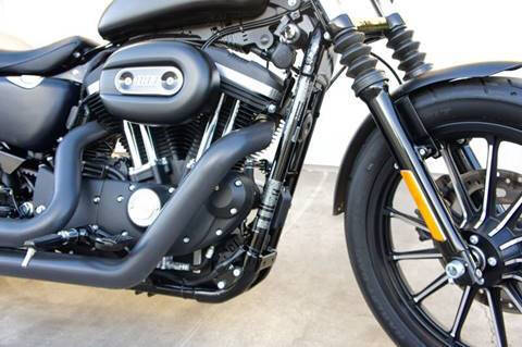 2015 Harley-Davidson Iron 883