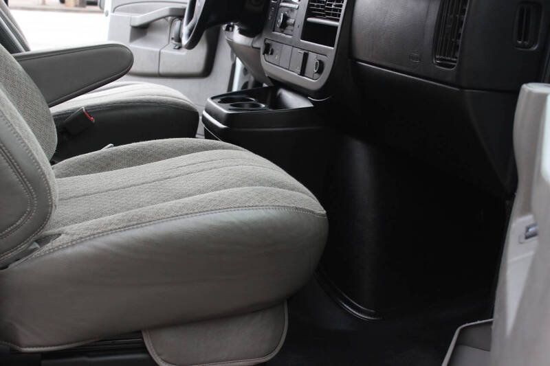 2019 Chevrolet Express 2500