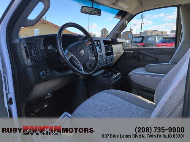 2016 Chevrolet Express 2500