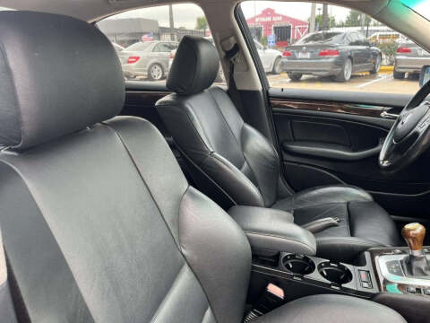 2004 BMW 3 Series 325i
