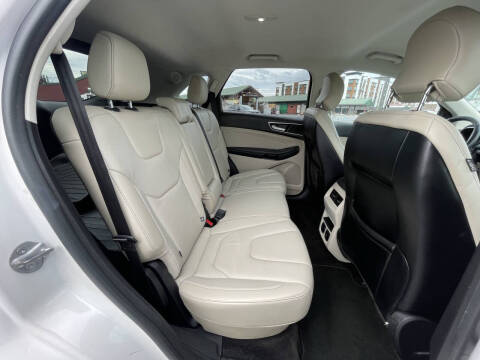 2016 Ford Edge Titanium