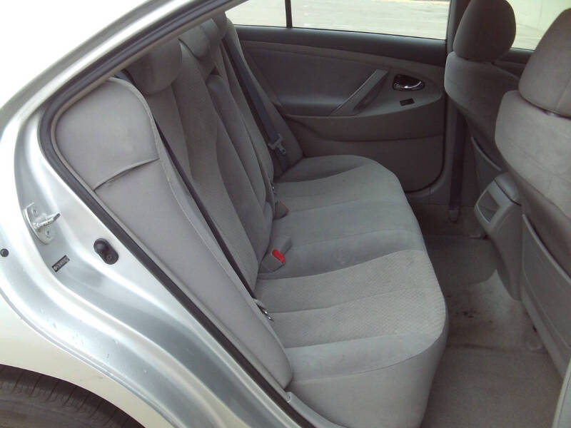 2009 Toyota Camry LE